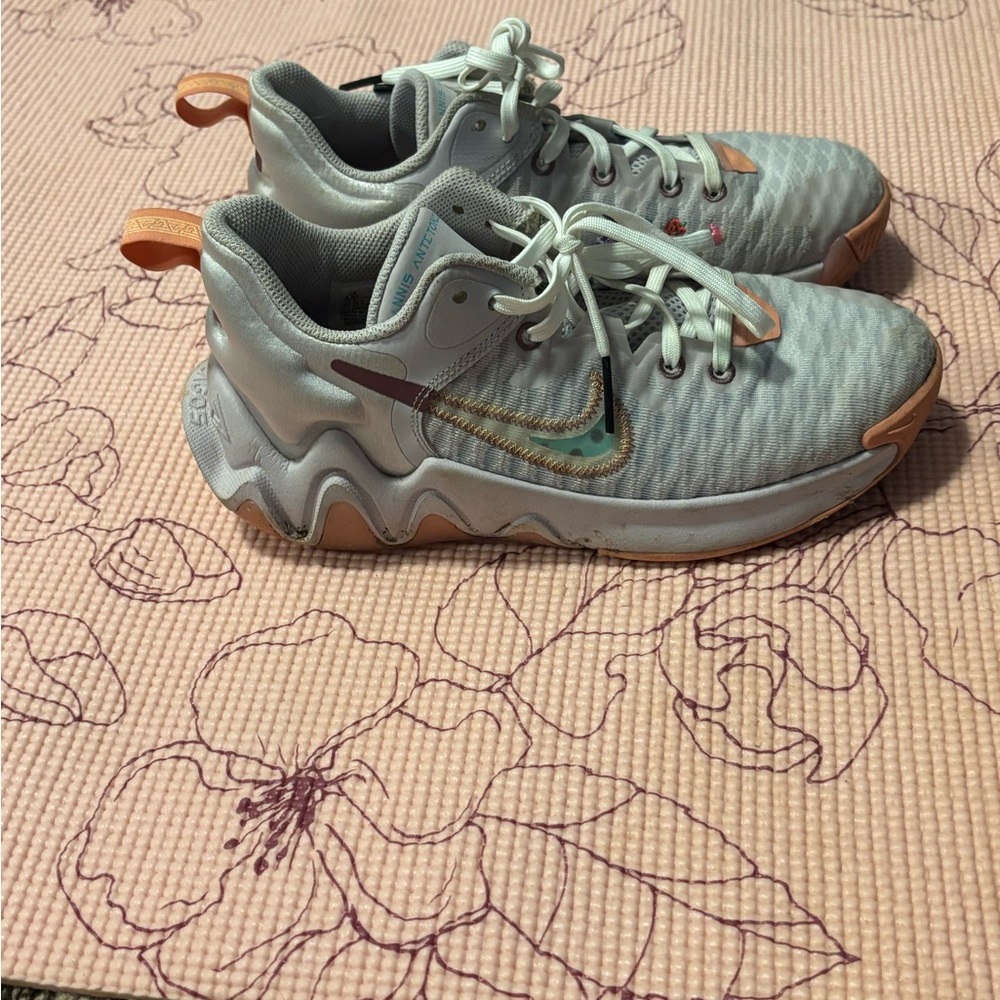 Nike Giannis Immortality Shoe - Force Field Super Smoothie